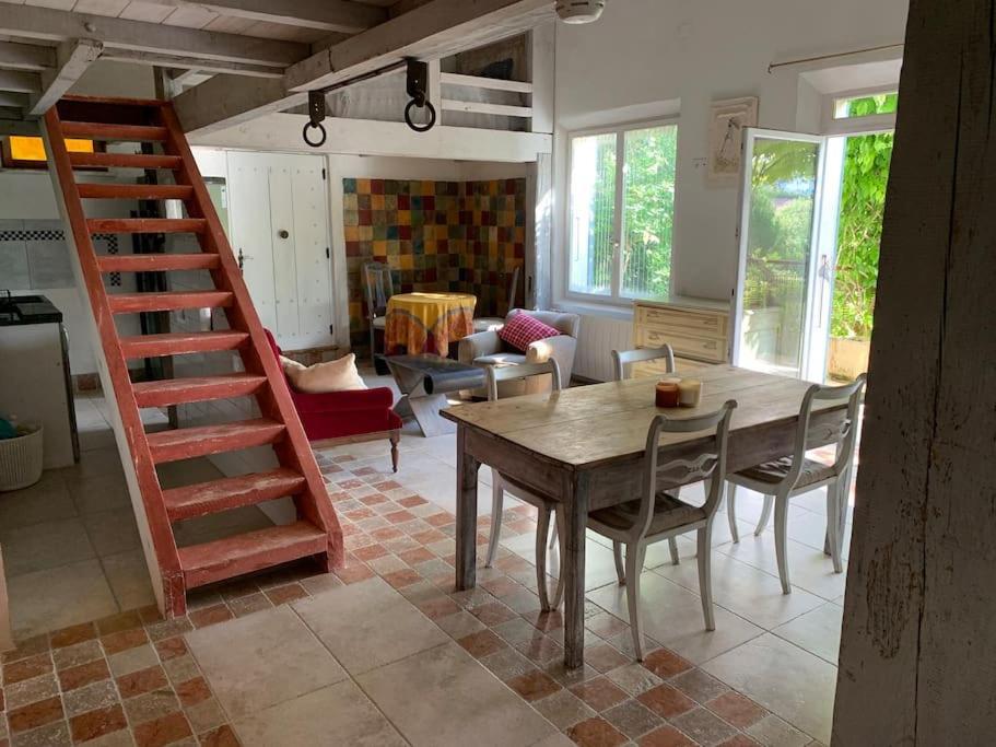 Le Tapis Vert - Loft Avec Jardin Auch Dış mekan fotoğraf