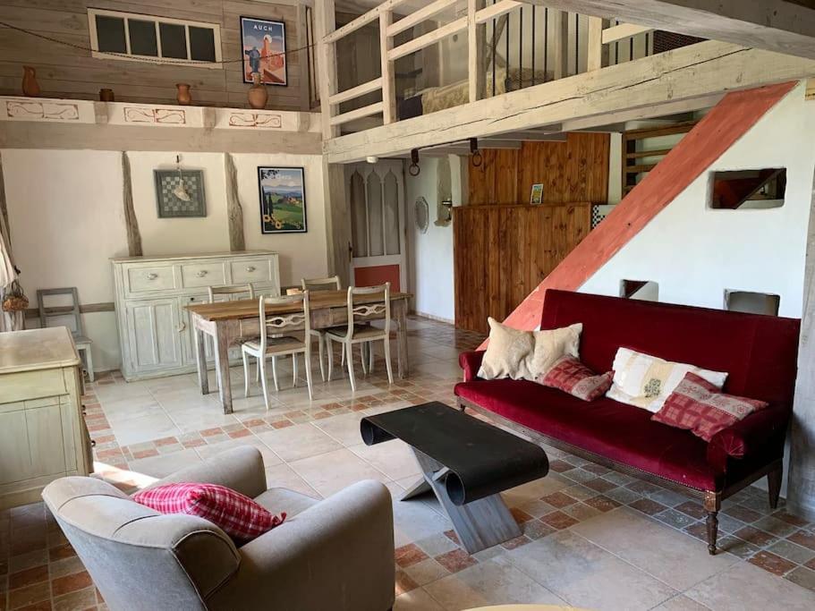 Le Tapis Vert - Loft Avec Jardin Auch Dış mekan fotoğraf